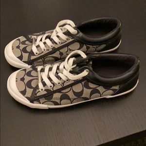 Coach signature black white tennis shoes size 8